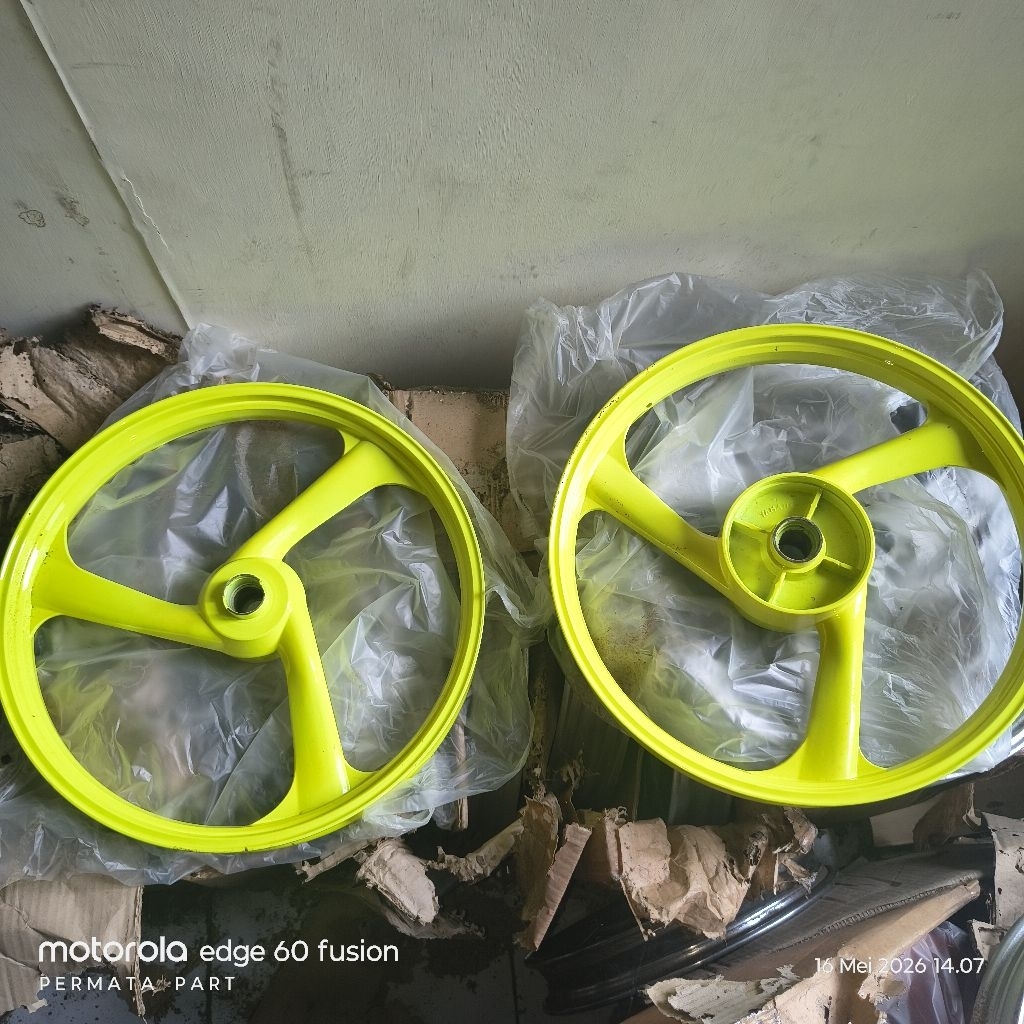 velg velk fizr f1zr fiz f1z jupiter z vega bebek yamaha cakram palang 3 uk 160 160 r17 morodadi nos 