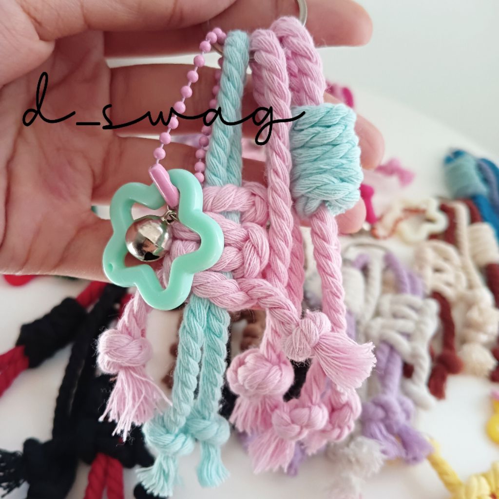 Bag Charm Bunga Lonceng Gantungan Tas Bunga ada Lonceng Aksesoris Gantungan Tas Wanita Gantungan Kun