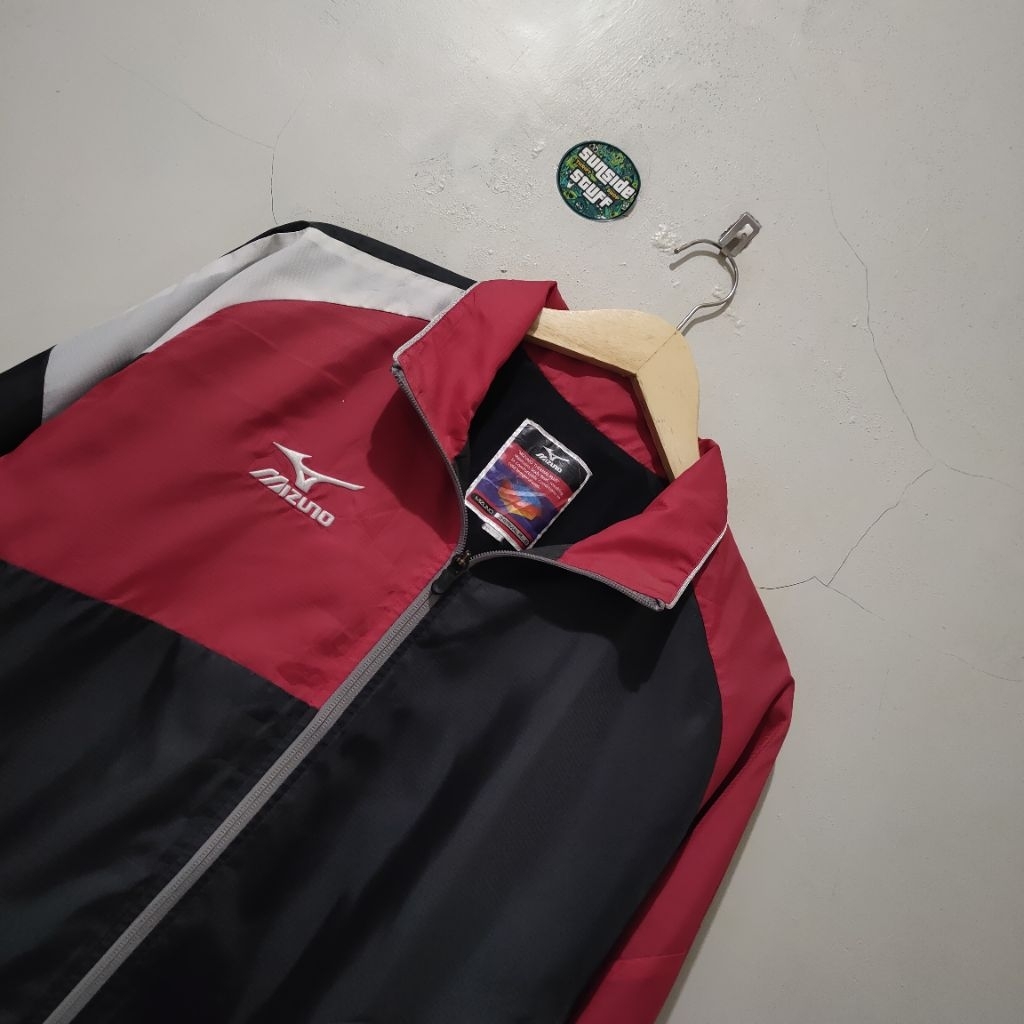 Jaket Mizuno