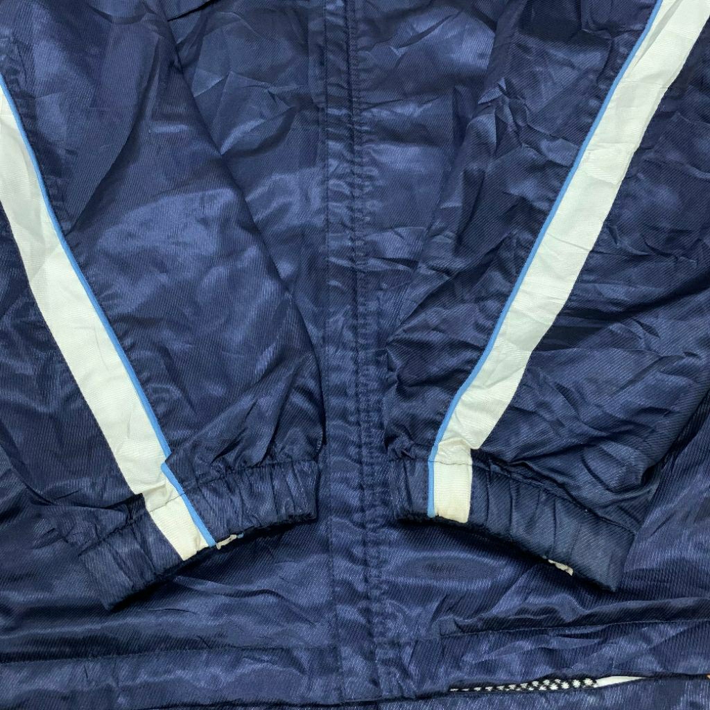 Jaket Sports