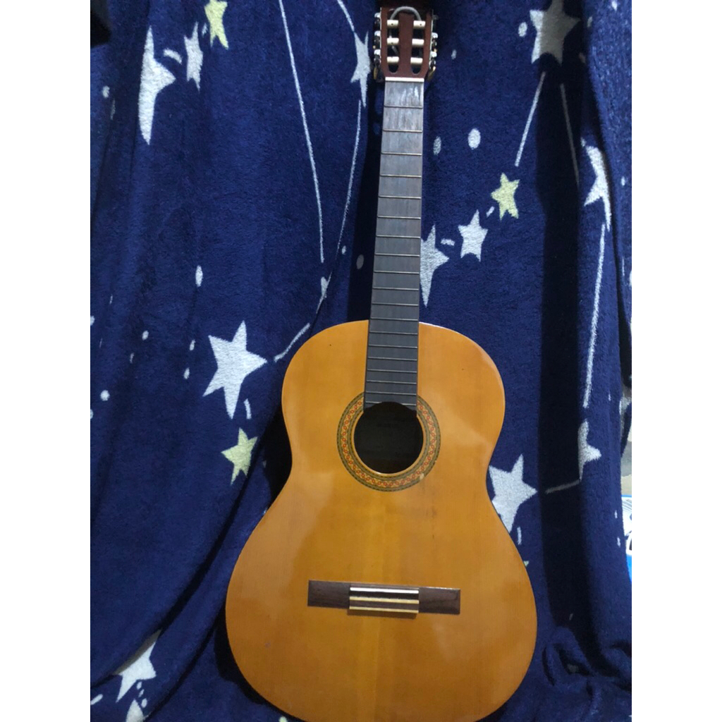 Gitar yamaha C40