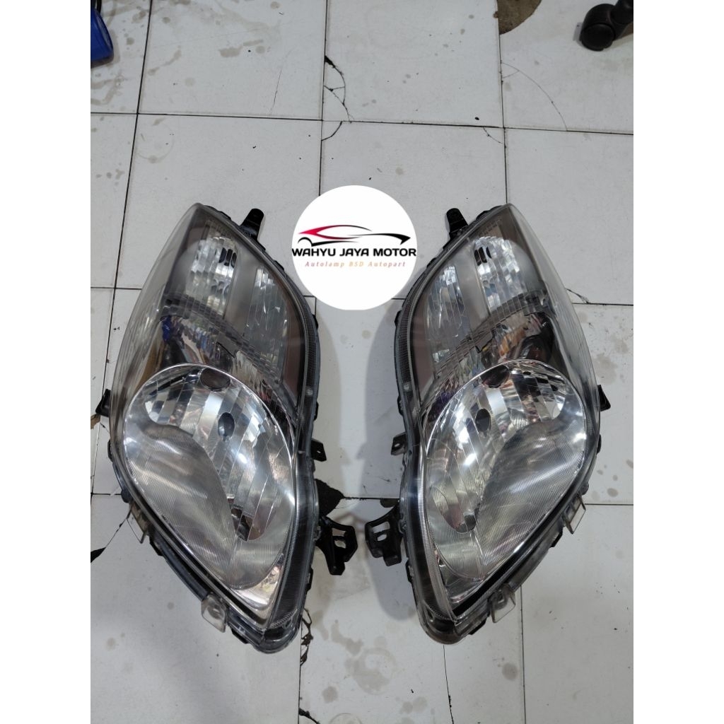 Headlamp lampu depan Toyota Yaris 2012 2013 Bakpao Original