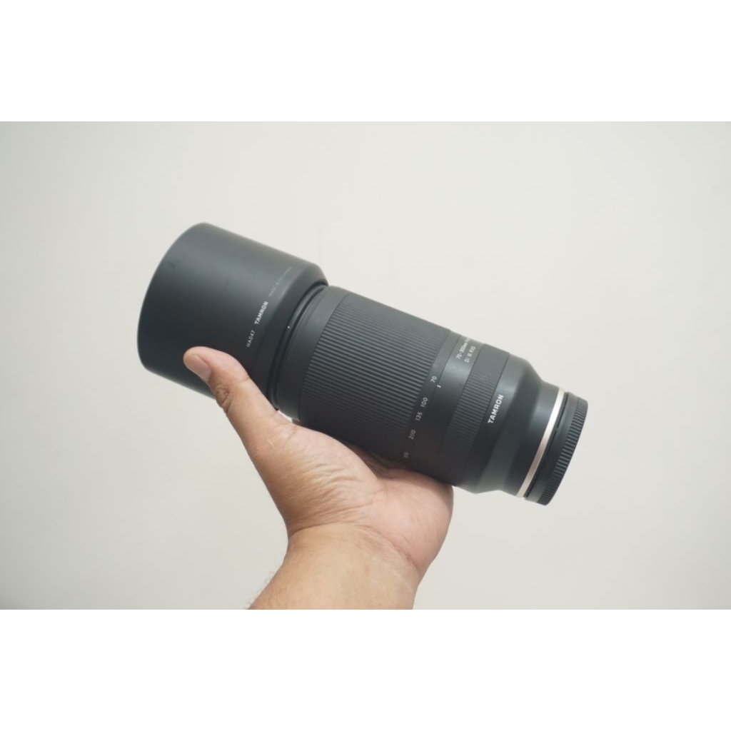 TAMRON 70-300mm Di III RXD FOR TO SONY FE FULLFRAME Lensa 70-300 mm R71