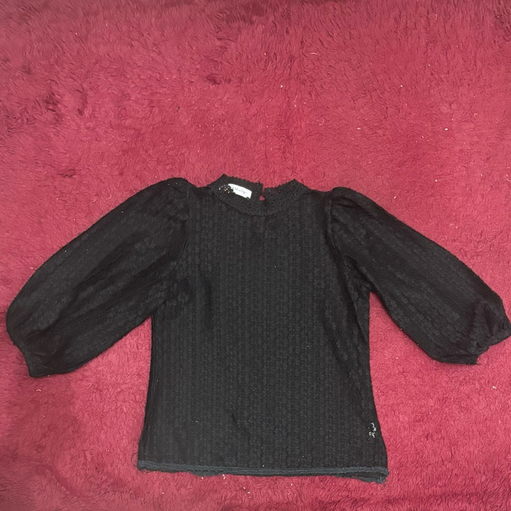[ Preloved ] Baju Kaos Hitam lengan balon