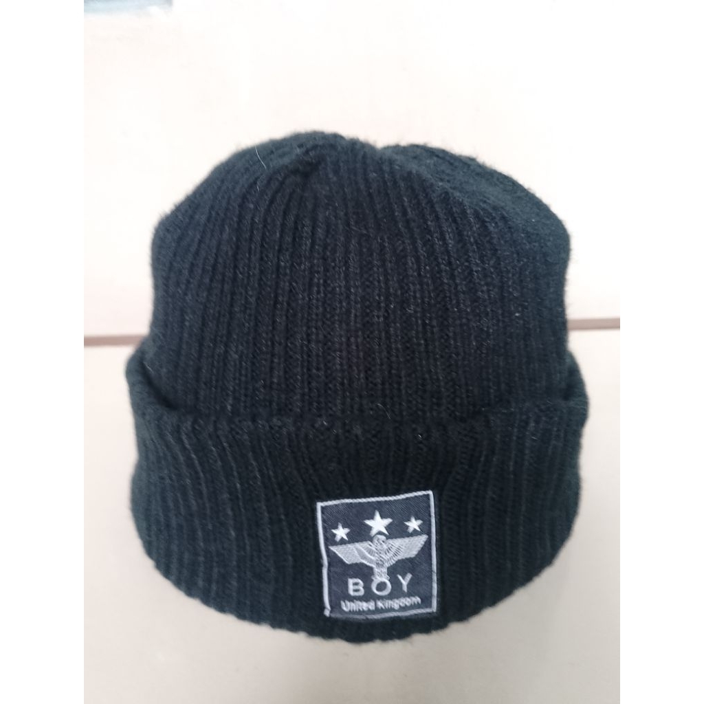 kupluk beanie bekas, branded