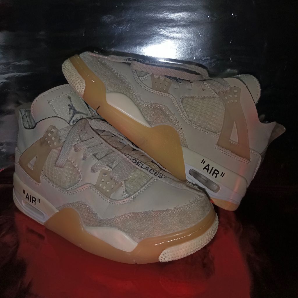 Nike Air Jordan 4 Retro Off-White Sail size 37.5