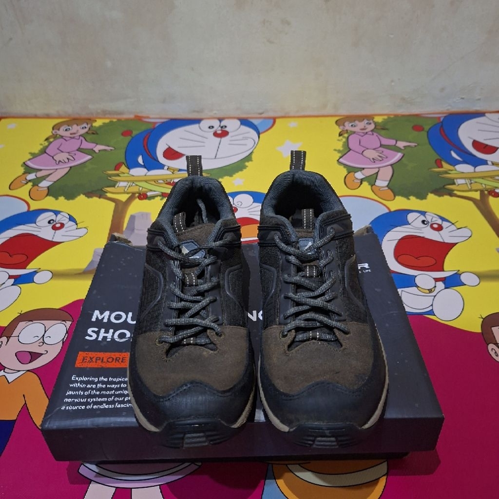 Sepatu hikking eiger Tiger claw original