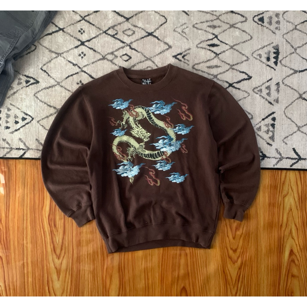 Vintage Y2K Dragon Japan Sweatshirt