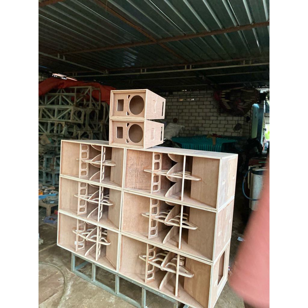 box cla 15inch double spekaer ketebaan 18mm