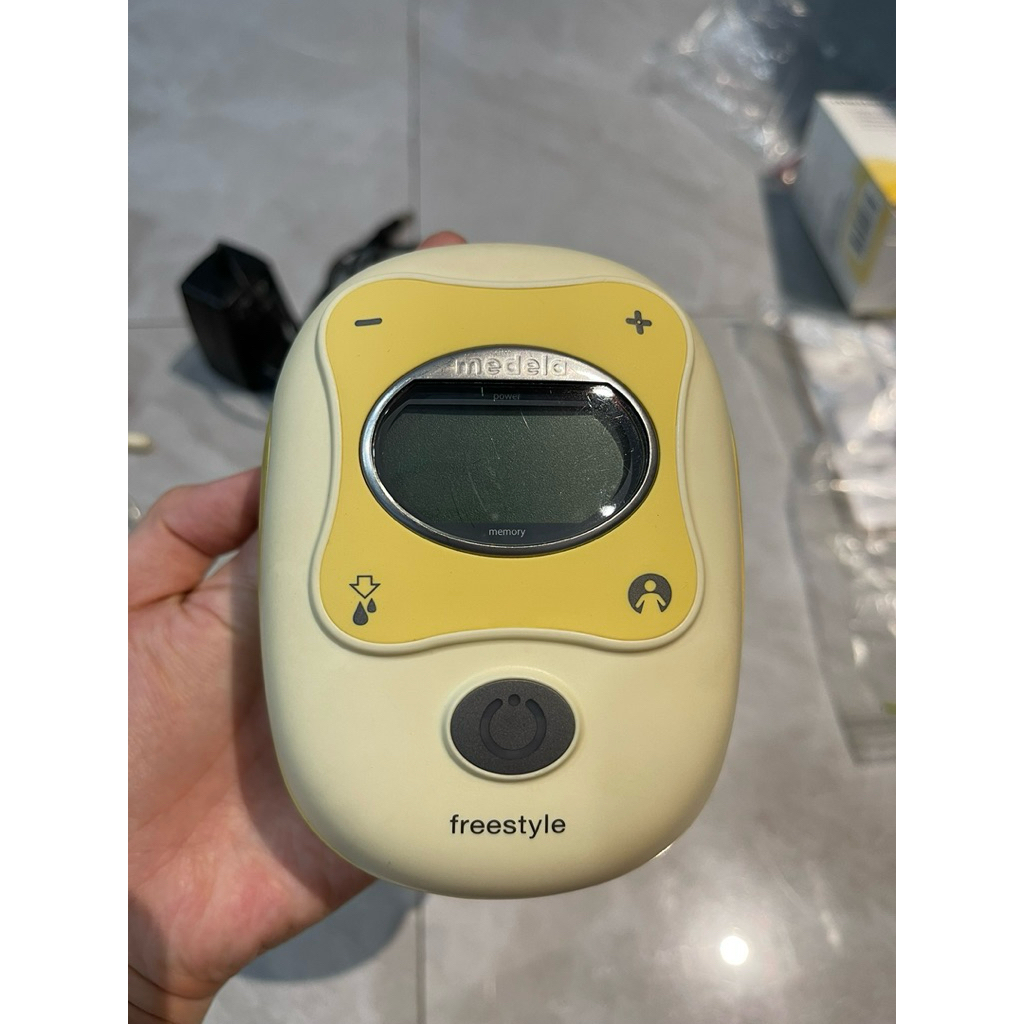 PRELOVED Medela Freestyle Breast Pump Pompa Asi LENGKAP