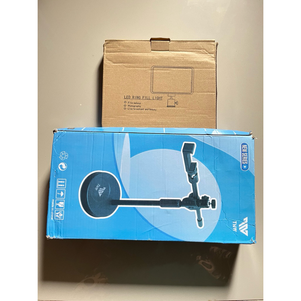 PRELOVED TNW Overhead Phone Holder Stand+ Led Lampu Stand Bracket 360°
