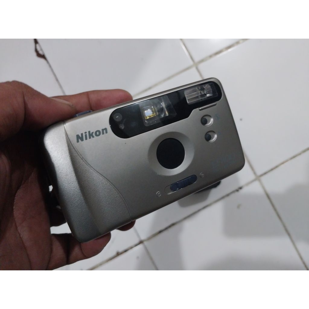 Nikon EF 300