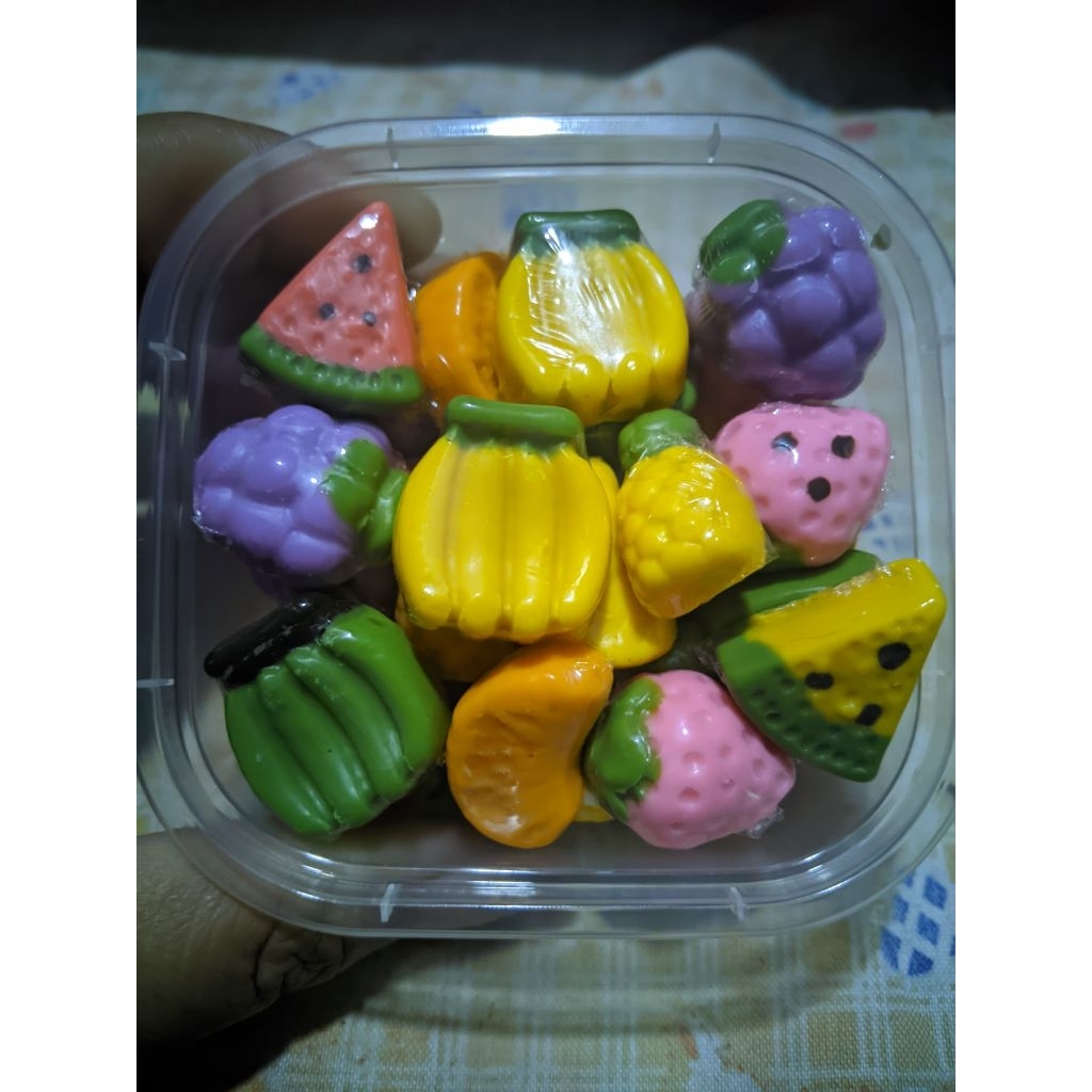 Coklat Karakter Lucu Bentuk buah Isi 45pcs