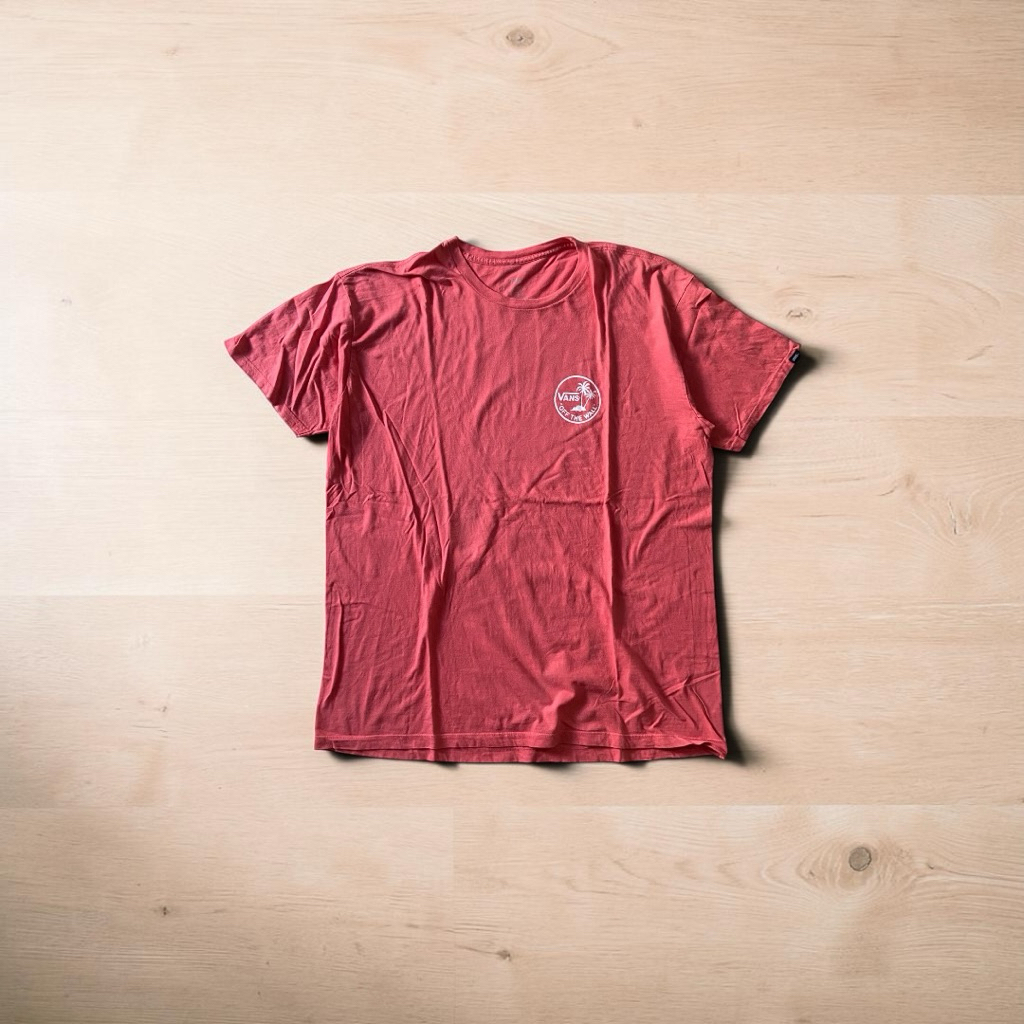 vans warna unik kaos bekas