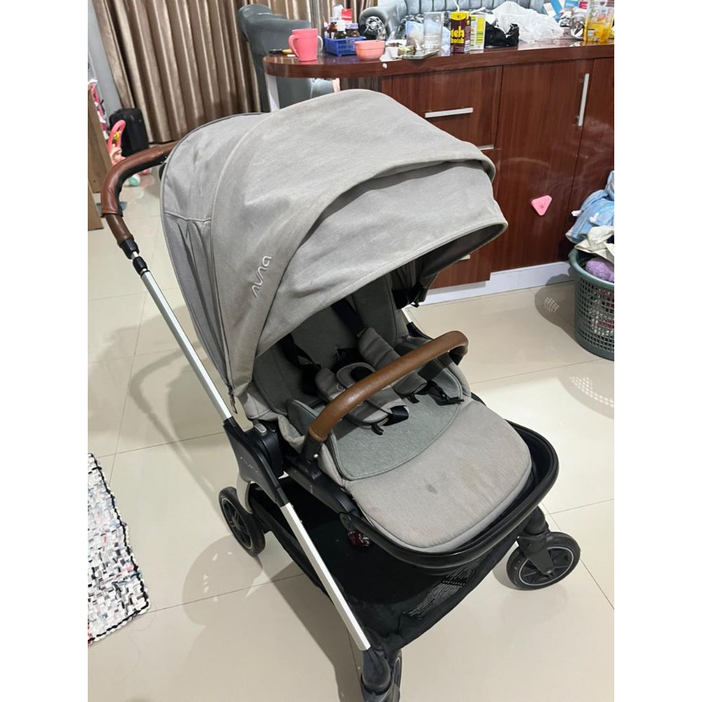 Stroller nuna
