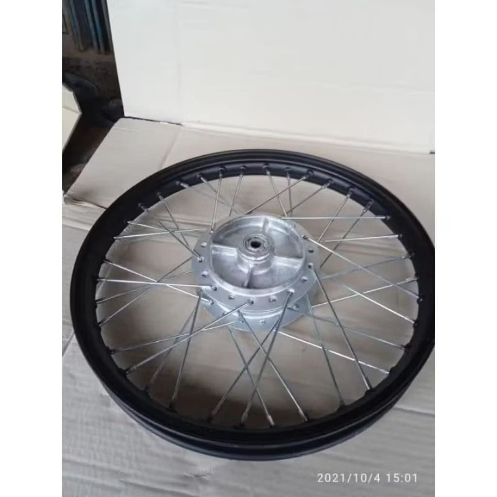 velg/pelek jari jari bagian belakang motor Supra x 125/Revo absolut/, karisma/Supra fit new/Revo fit