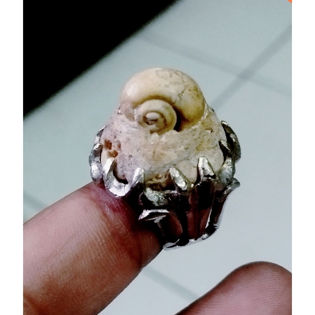 Cincin Keong Buntet