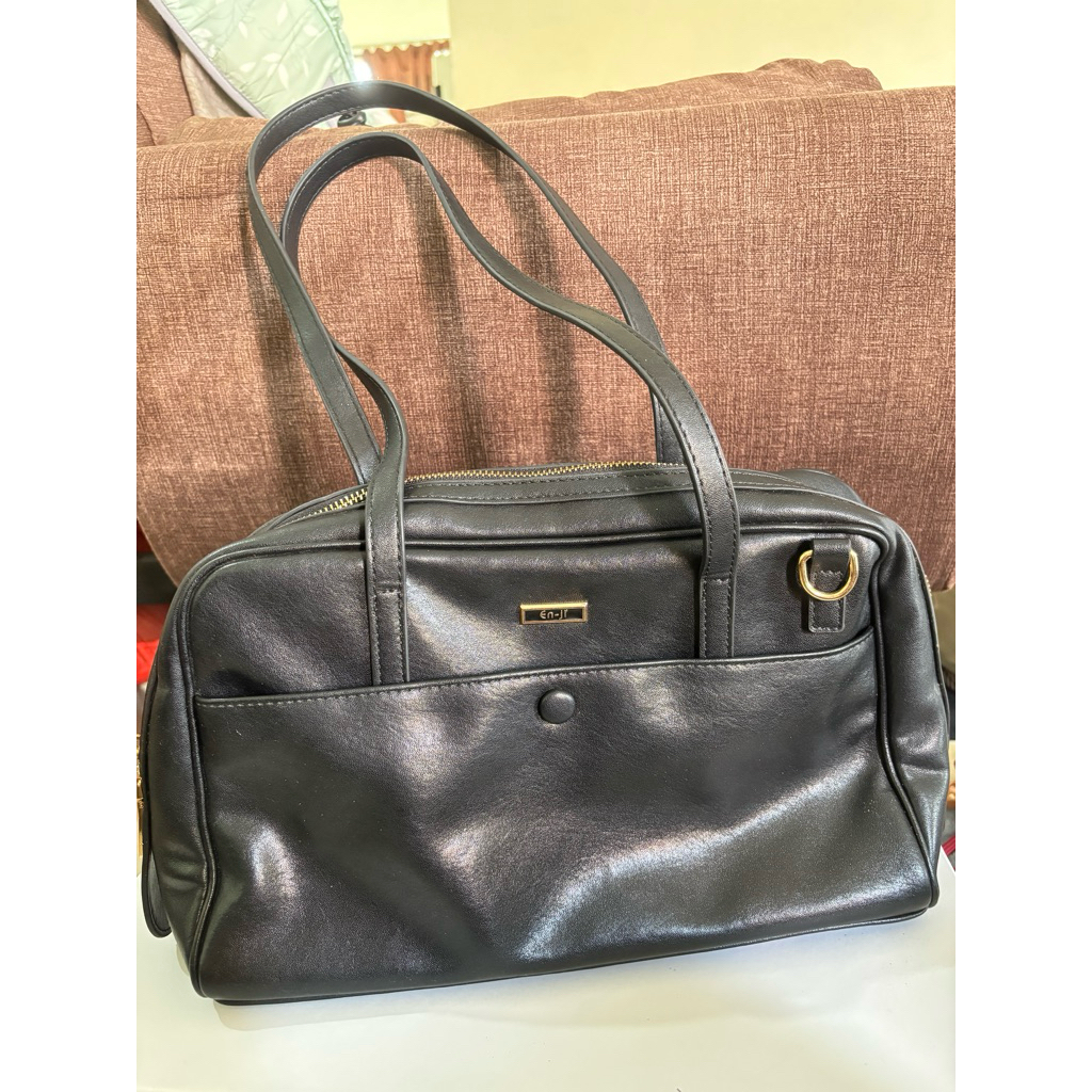 preloved enji shoulder bag