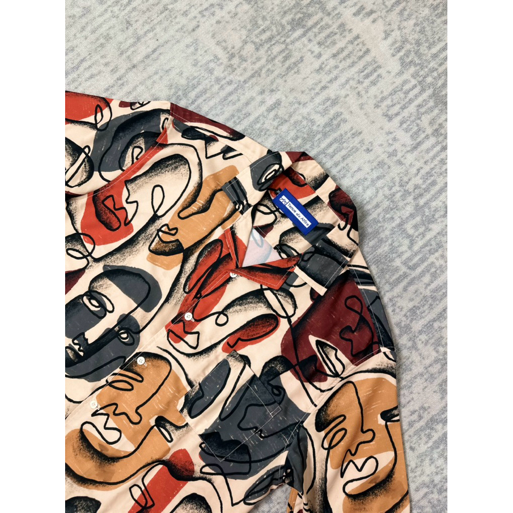 Kemeja tenue de attire
