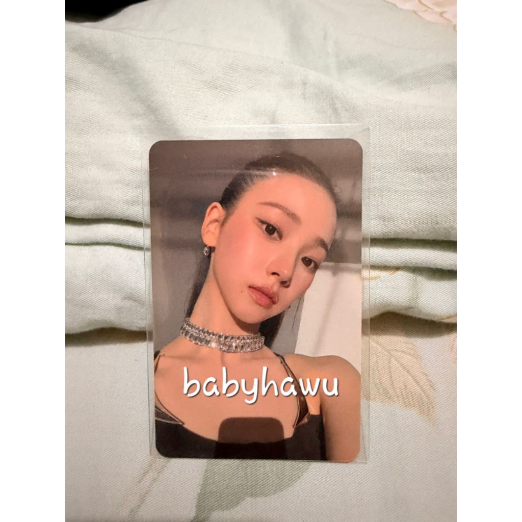[READY STOCK] PHOTOCARD OFFICIAL AESPA KARINA BAGUETTE 2ND ANNIVERSARY