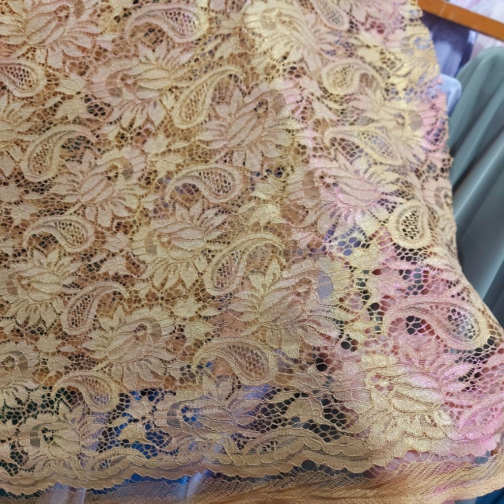 kain brokat motif elegan halus lembut 150cm  - kain brokat meteran ( kuning muda) zr
