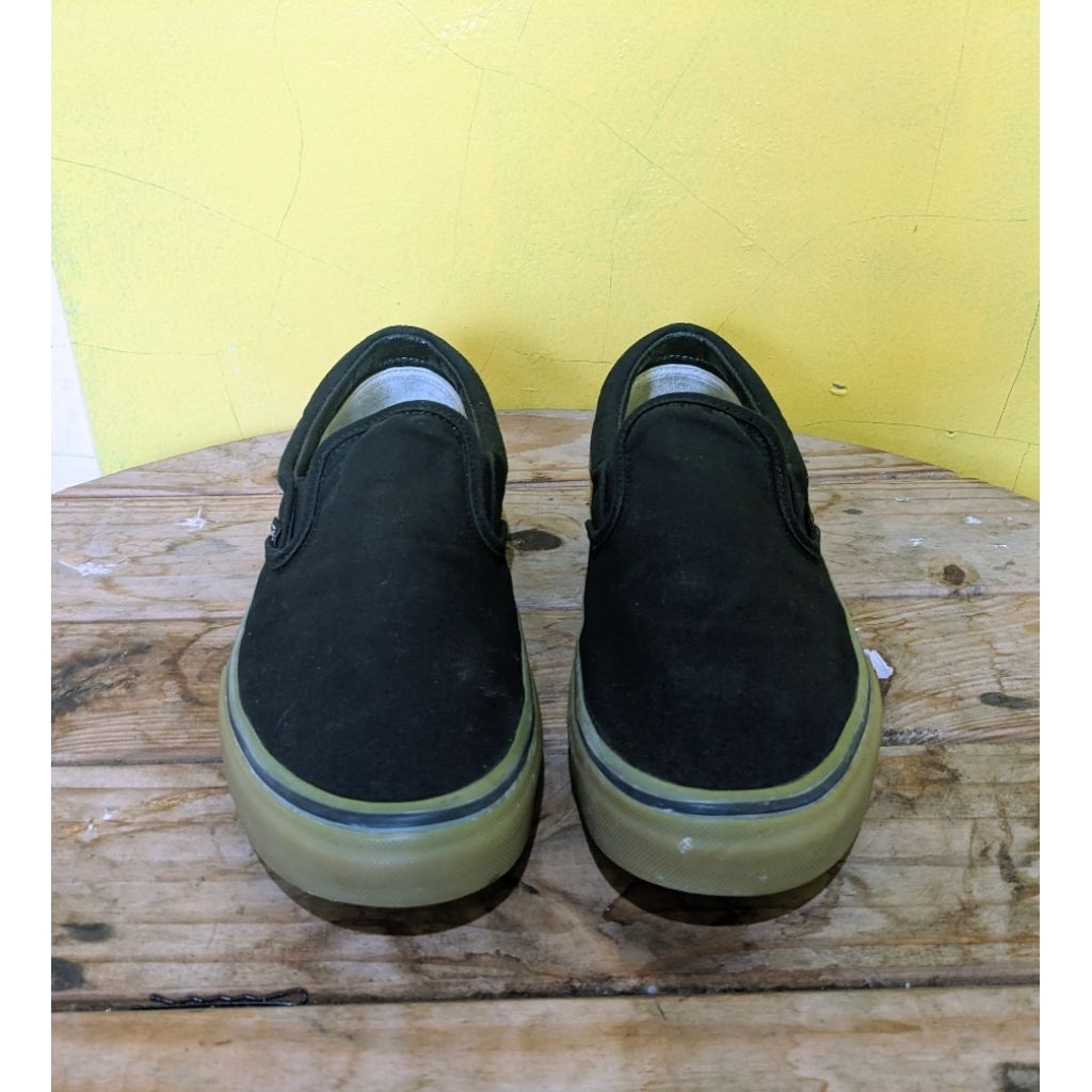 Sepatu Slip On Black Gum Vans Second Original