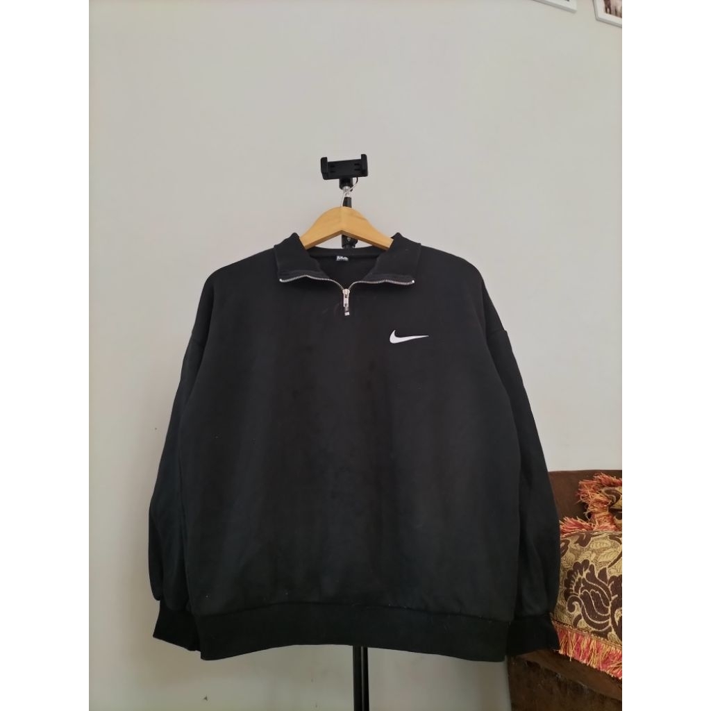 BAJU ATASAN WANITA CREWNECK CN HALF JIPPER CROP HITAM NIKE BOXY LUCU PL