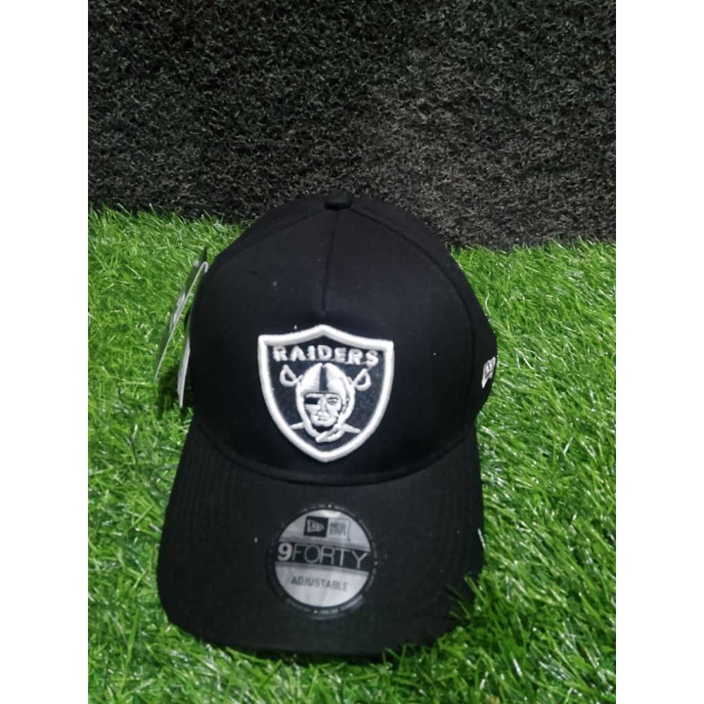 Topi premium logo Raiders bahan hitam