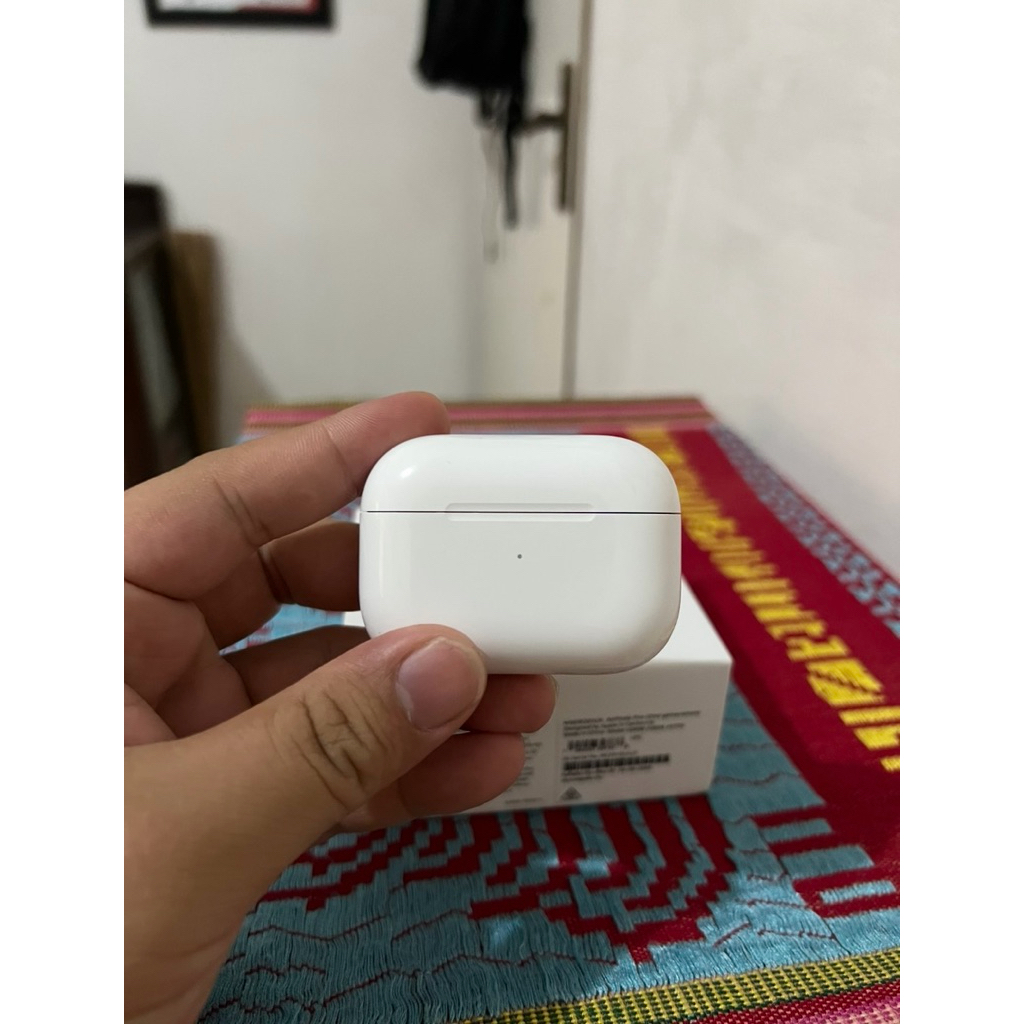 Airpods Pro Gen 2 Lightning Original Ex Inter ZA/A