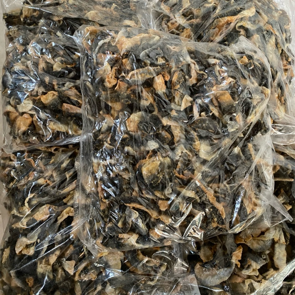 Kerupuk kulit ikan salmon lokal 1kg mentah