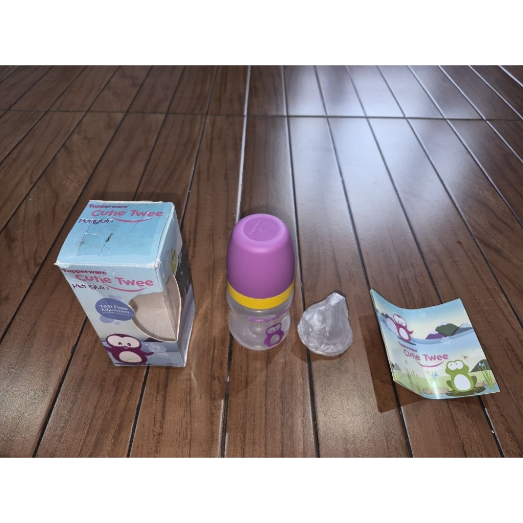 Cutie twee pinguin 150ml dot bayi Tupperware Baru