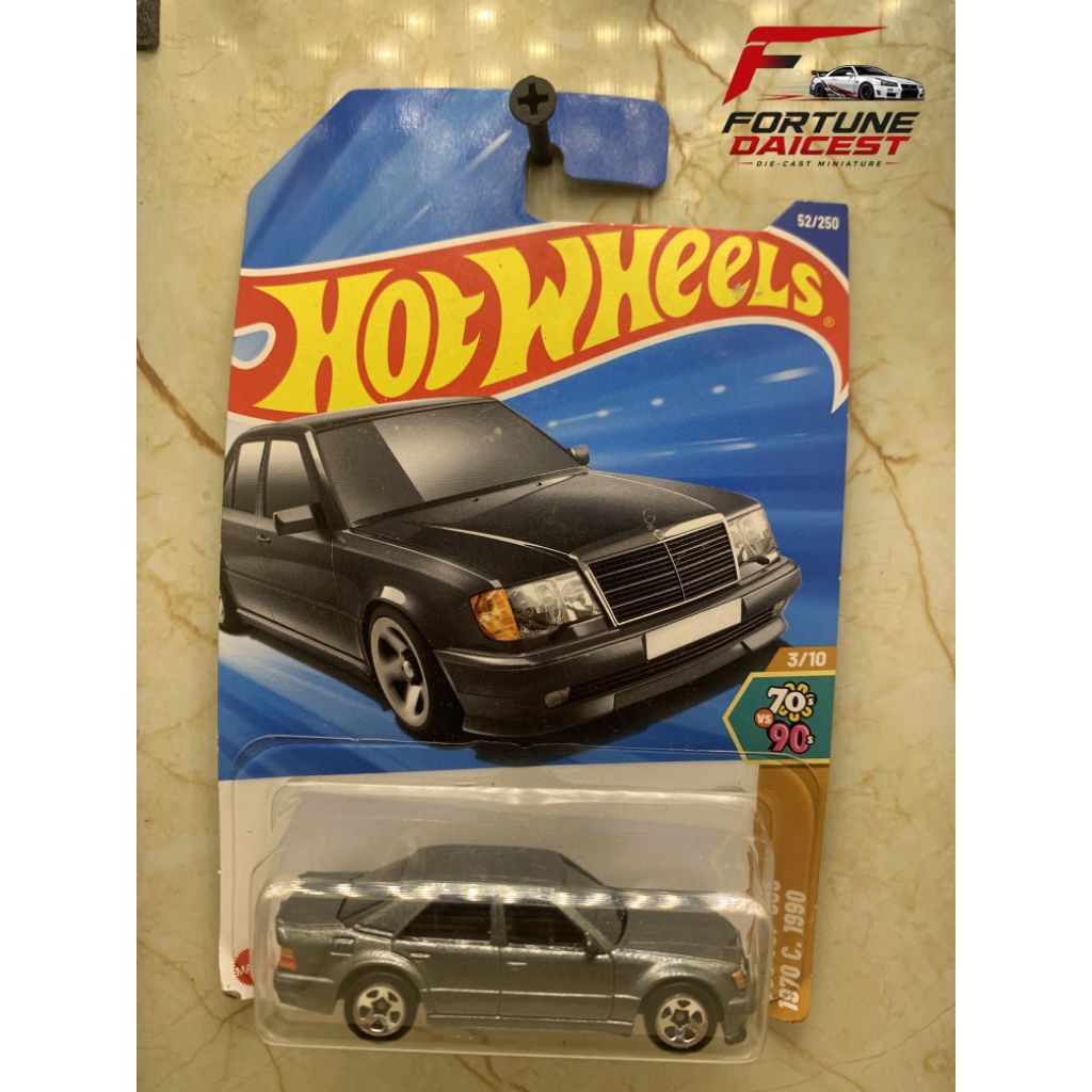 HOTWHEELS MERCEDES BENZ 500 E