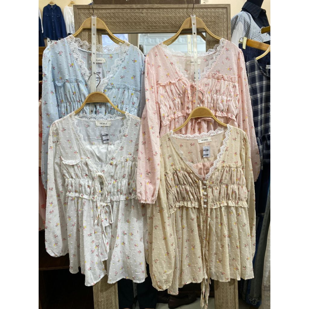 atasan blouse wanita motif bunga bunga korea style