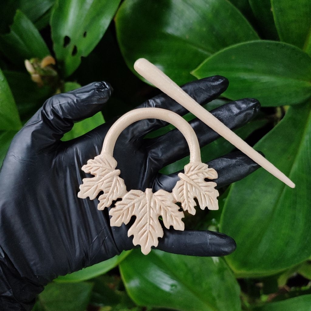 Tusuk konde kayu handmade Jepit Rambut estetik Hiasan Rambut motif daun Maple Hair stick Hair pin Ha