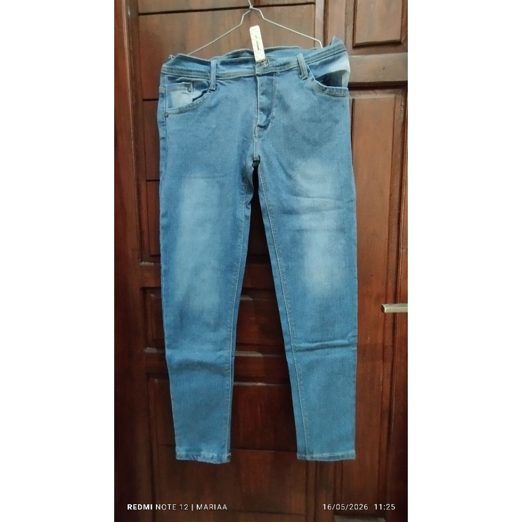 celana levis/ celana jeans/ celana wanita
