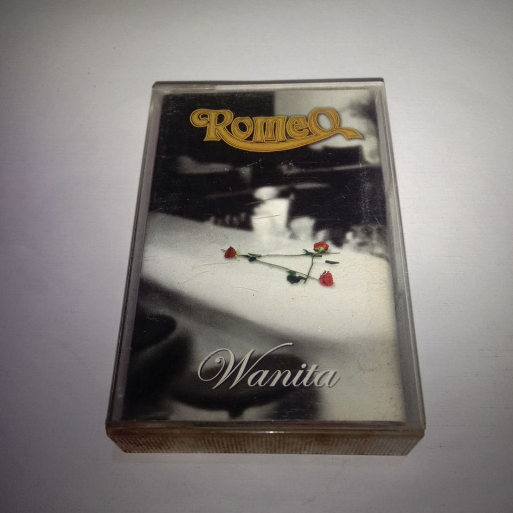 Kaset Romeo Wanita