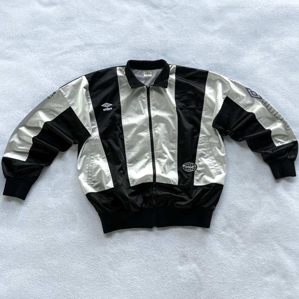Vintage 90s Two Tone UMBRO Windbreaker (Boxy Cut)