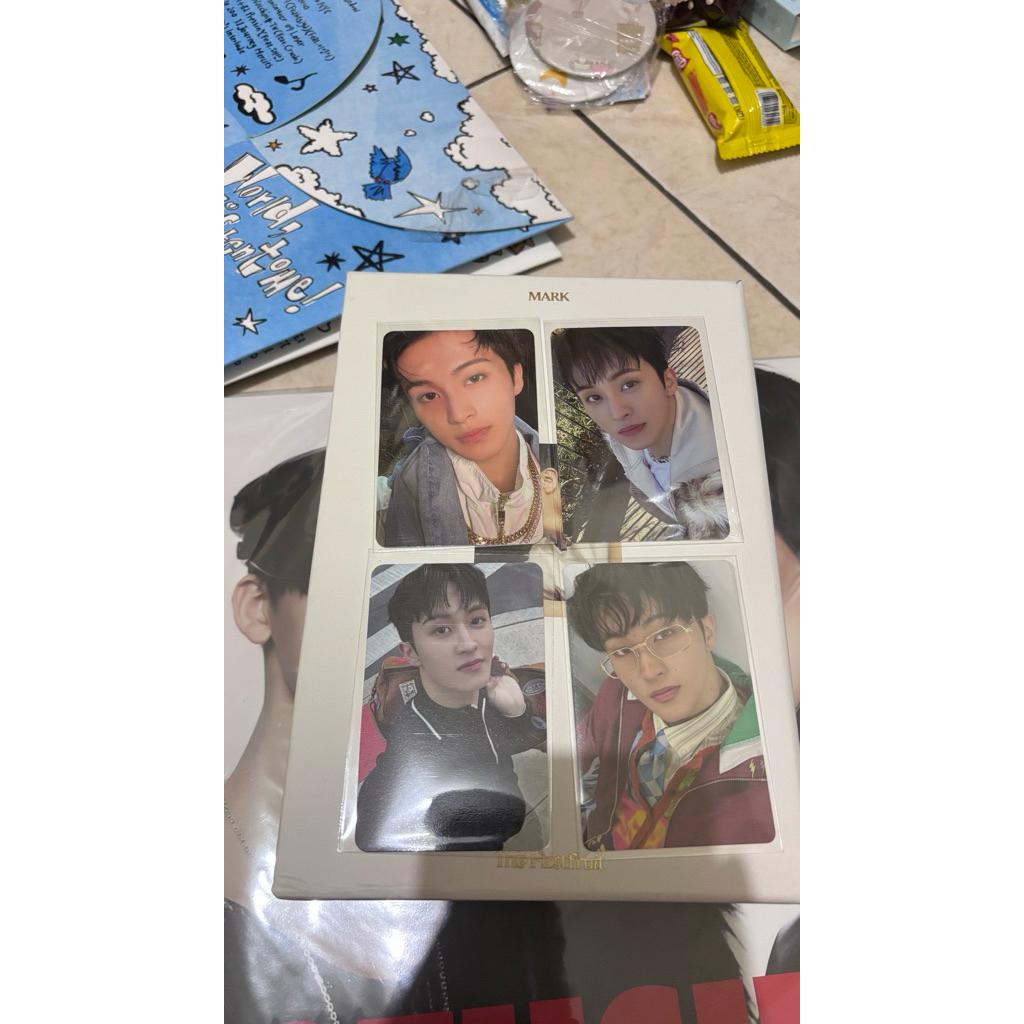OFFICIAL PHOTOCARD ALBUM MARK THE FIRST FRUIT