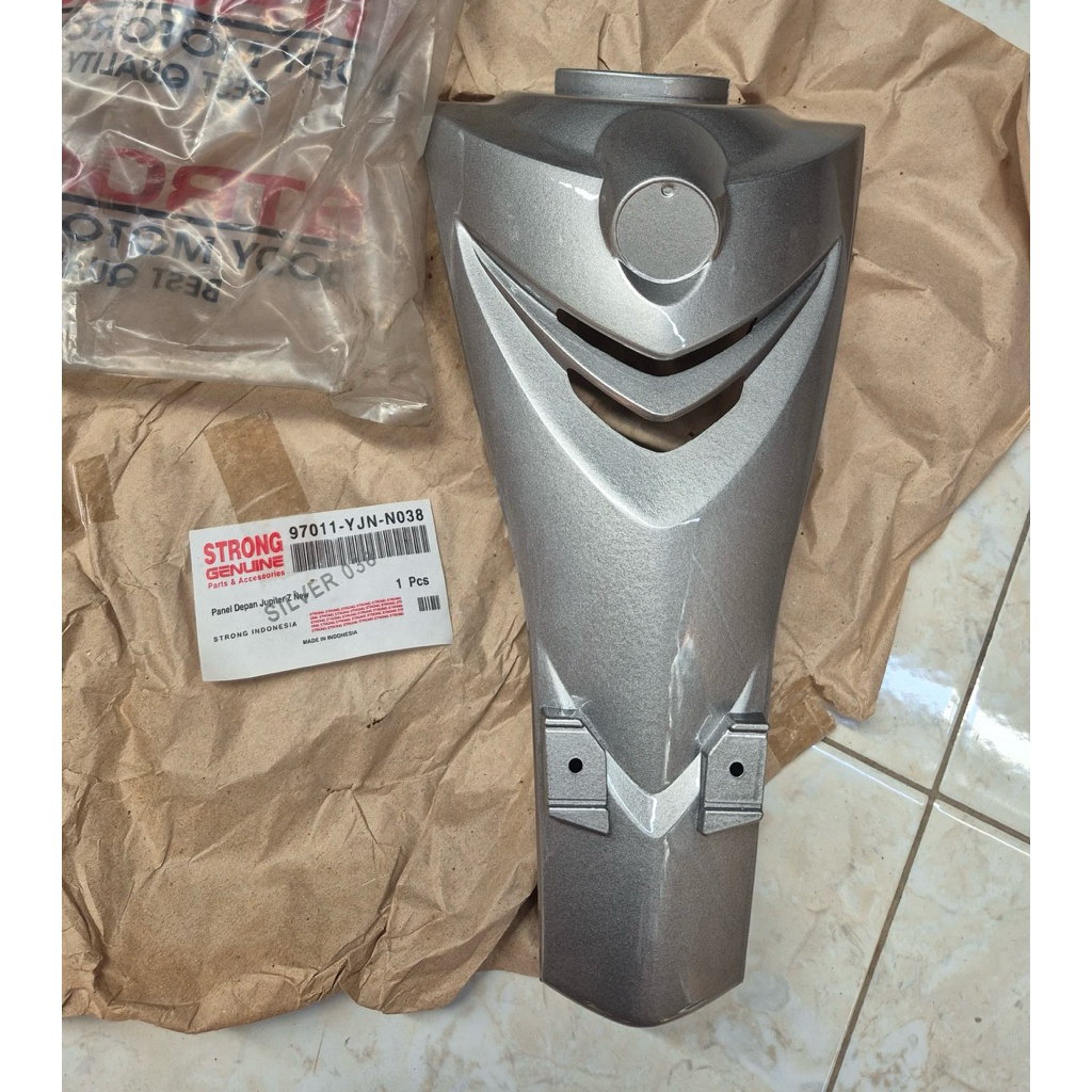 Tameng Depan Jupiter Z Lama 2003 2004 2005 silver | dasi plat nomor motor yamaha original strong