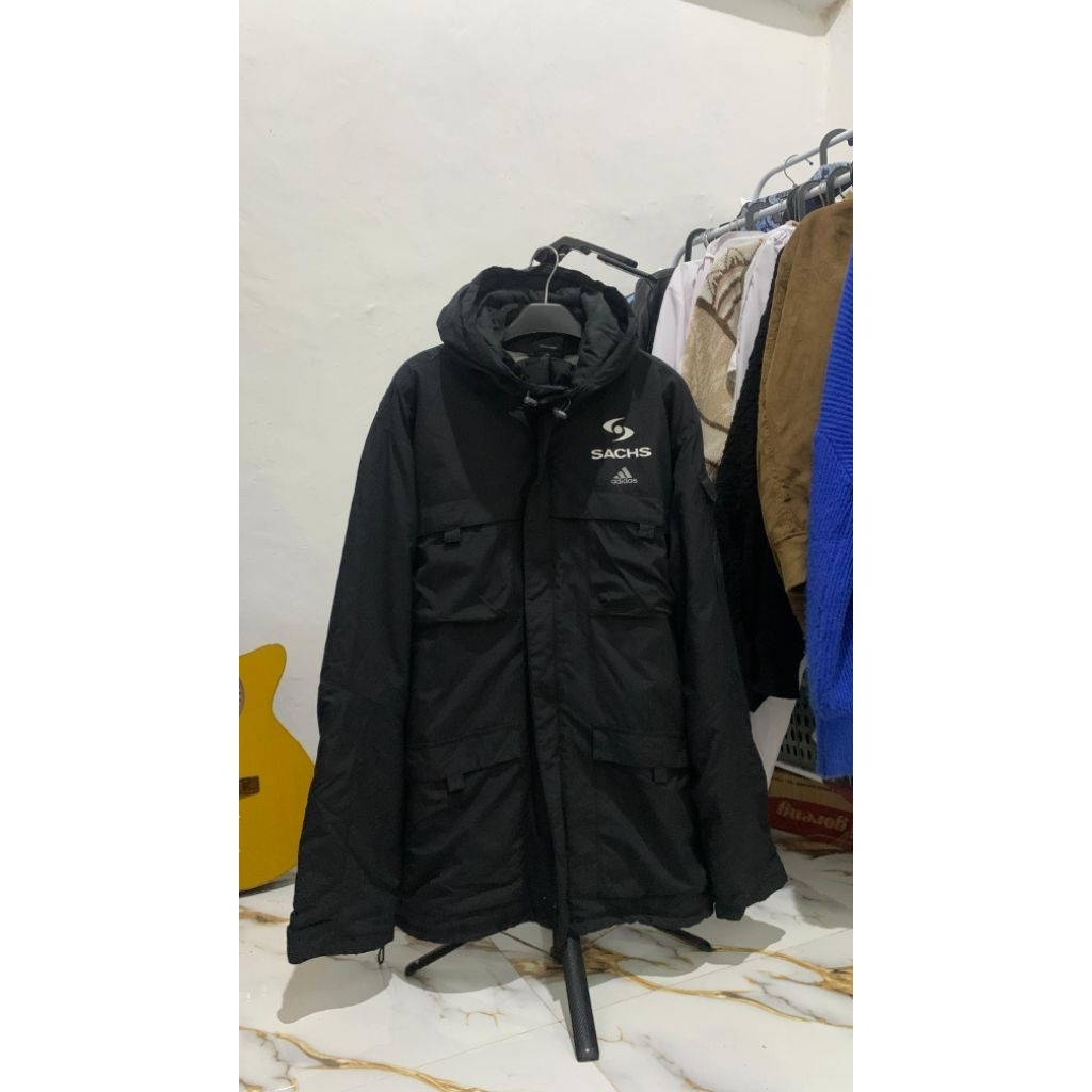 Mountain parka Addidasss