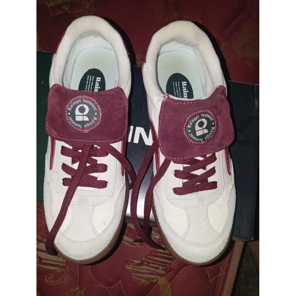 sepatu raingel second