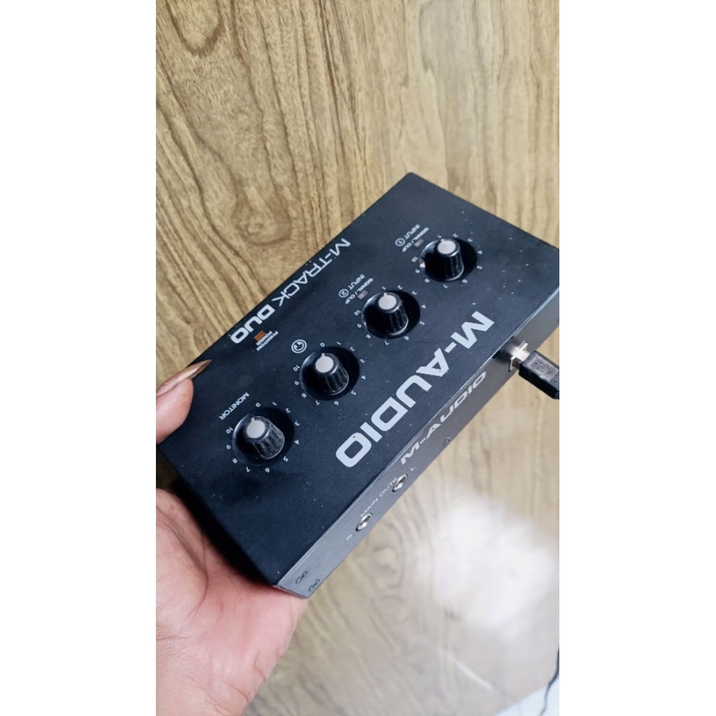 m-track audio duo