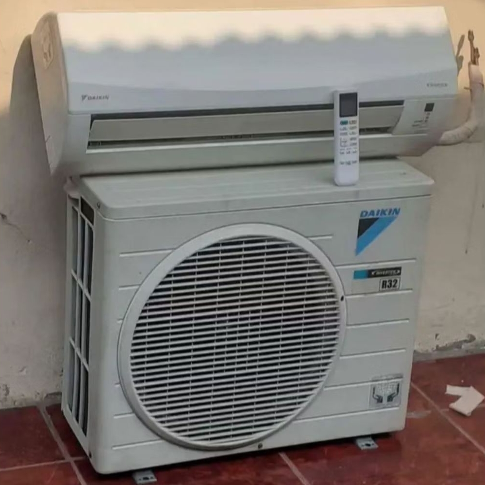 Ac second daikin thailand 1pk inverter original