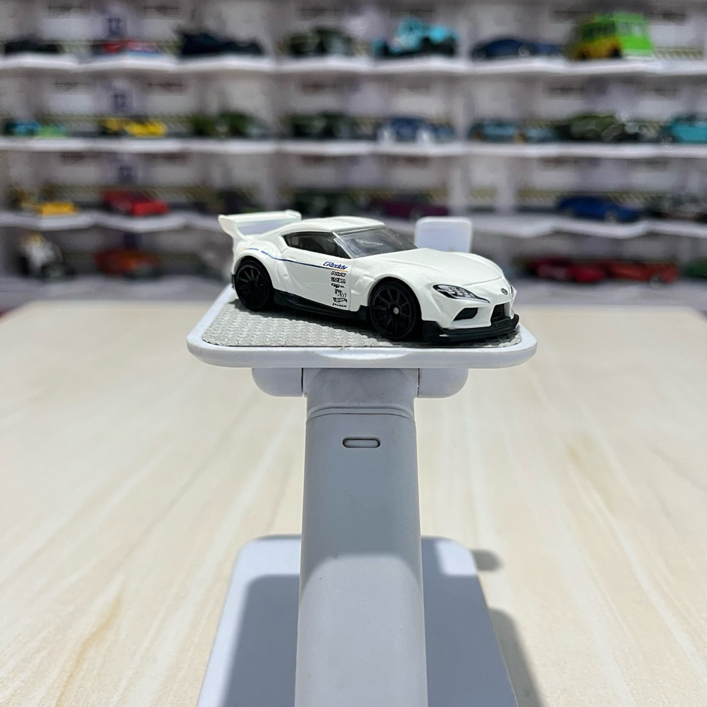 Hotwheels Toyota GR Supra loose 99%
