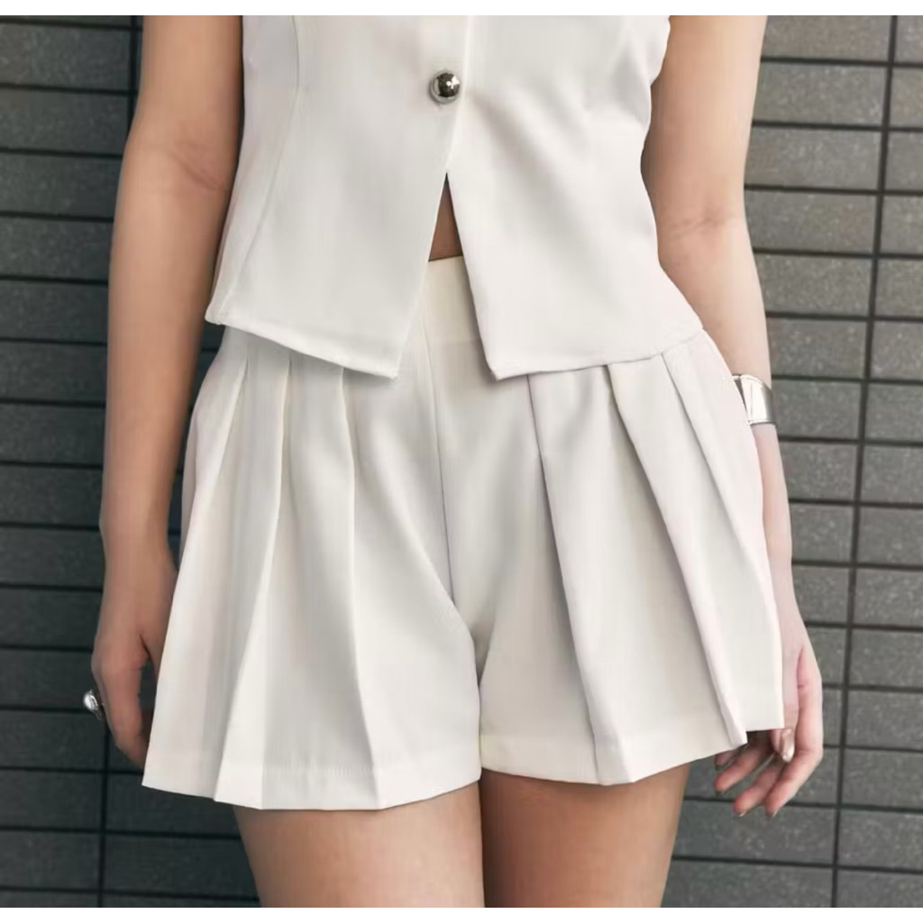 (NEW) Lasolange x Kiara Virly - Loyal Shorts White S
