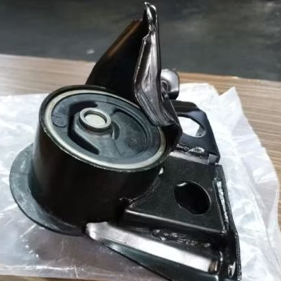 engine mounting Serena c24 Kanan