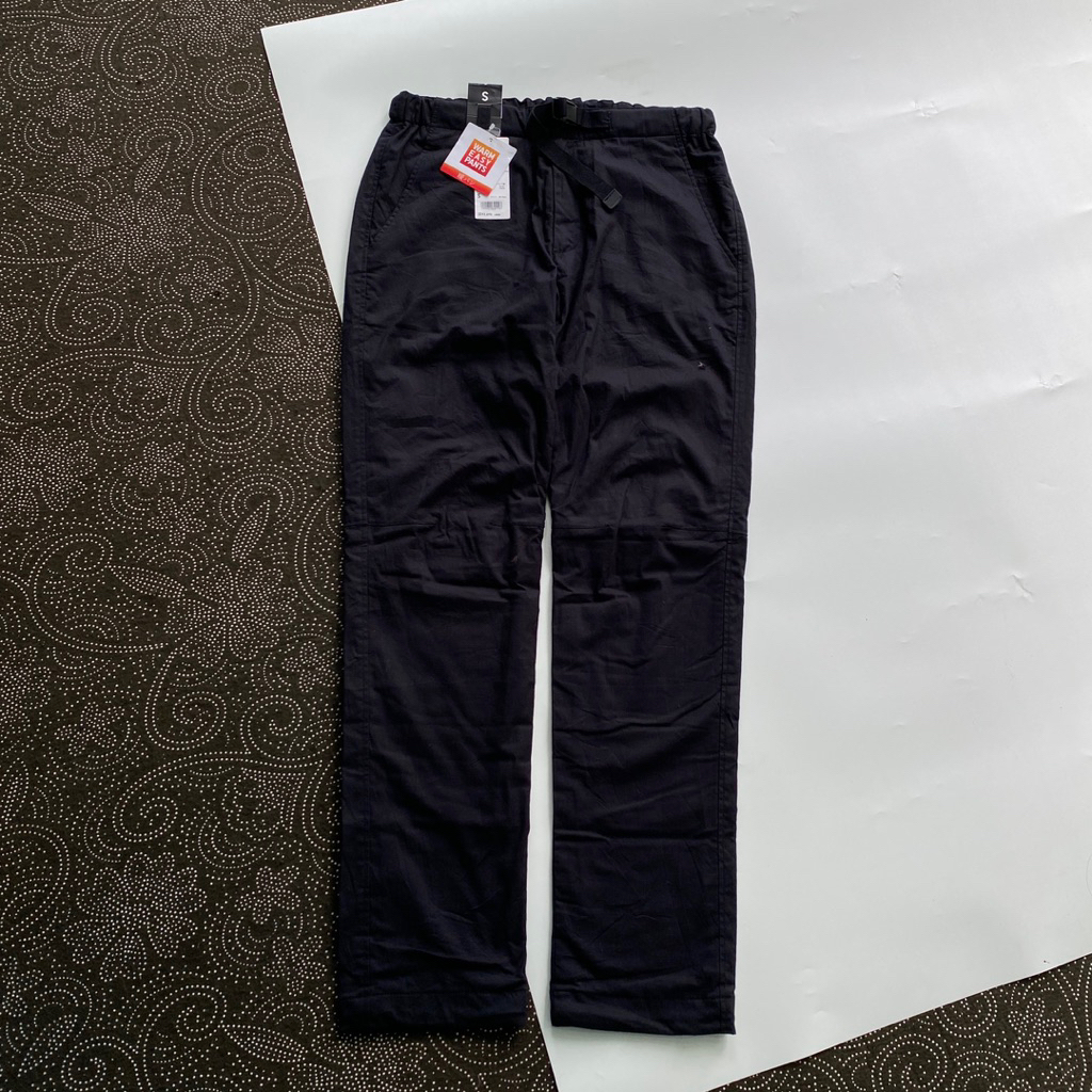Celana Panjang by Uniqlo Hangat Heattech Warm Easy Pants Black