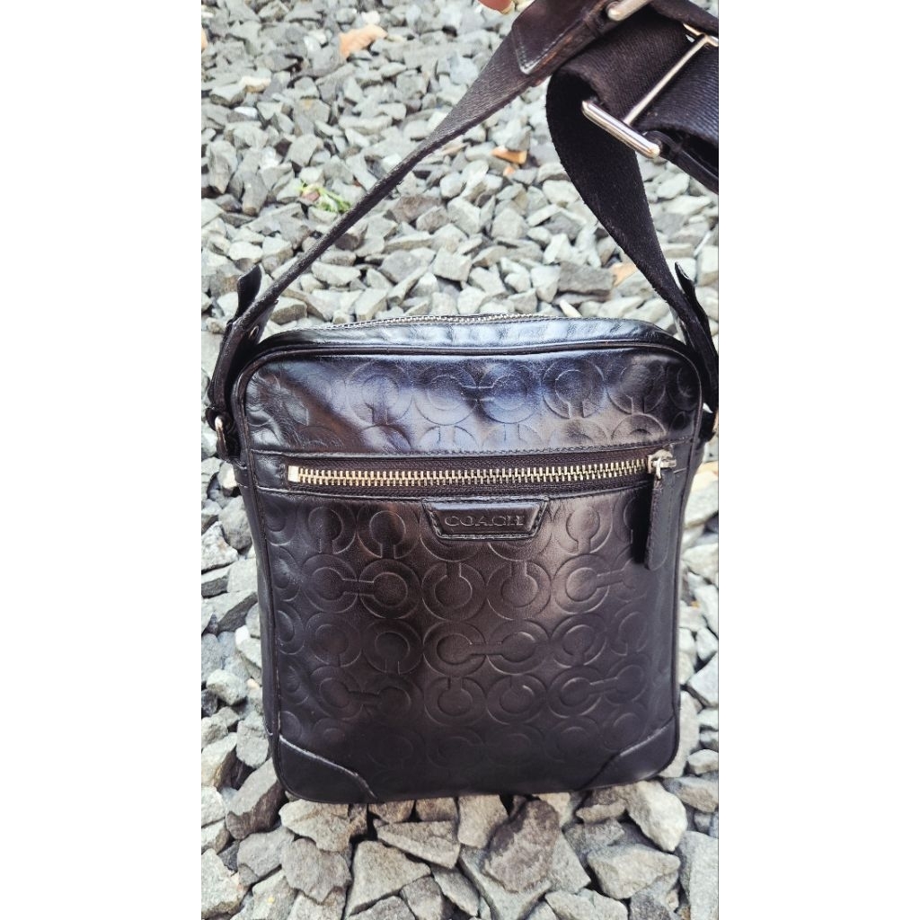 sling bag / tas selempang Coach autentic, cewe/cowo
