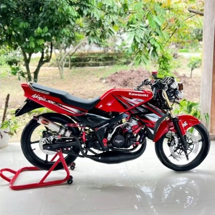 STRIPING STICKER NINJA SS 2013 MERAH STRIPING NINJA SS MERAH 2013 STICKER NINJA SS MERAH FERARI