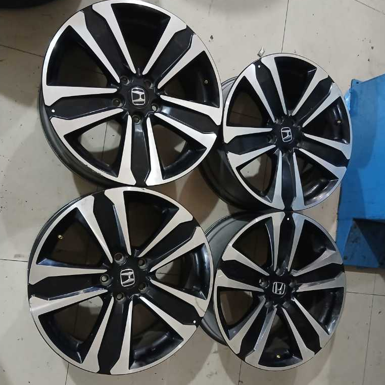 Velg Mobil Bekas Copotan STD CRV R18 H5X114,3